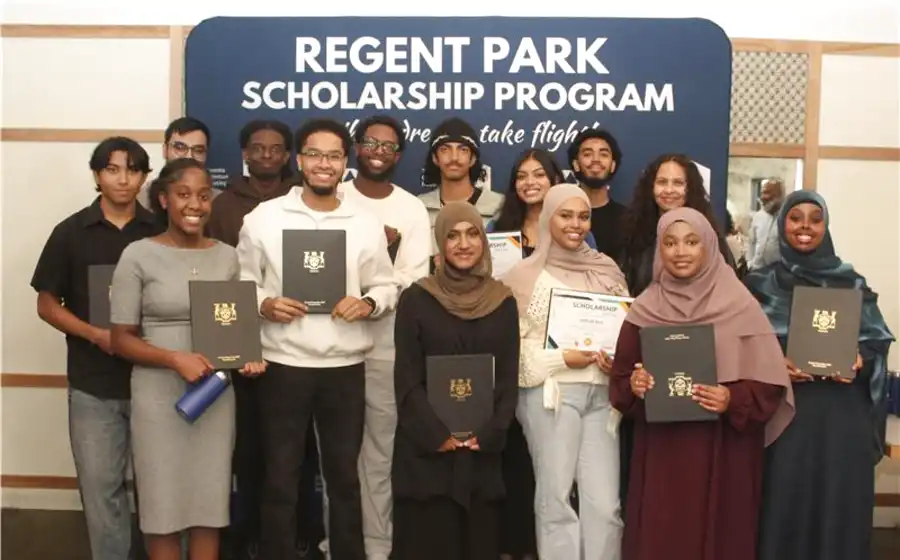 Toronto youth scholarship and mentorship community program